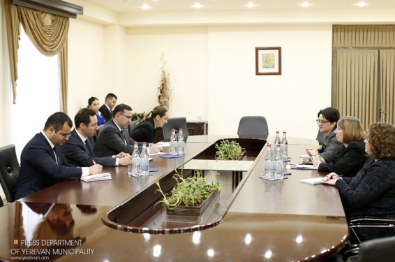 Հայկ Մարությանն ու ԱՄՆ դեսպանն անդրադարձել են 2 երկրի ՏԻ մարմինների միջև համագործակցությանը