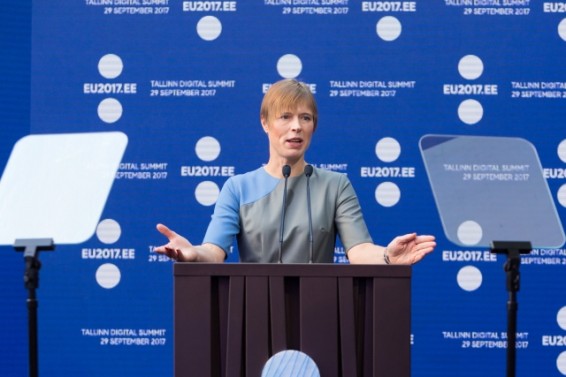 Президент Эстонии в Москве: крокодиловы слёзы по кильке и унижение русских