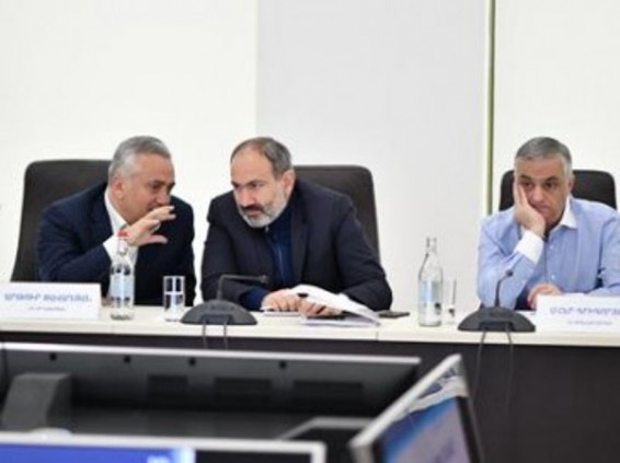 Վարչապետին են ներկայացվել ԿԲ-ի եւ Ֆինանսների նախարարության կողմից իրականացված մի շարք ուսումնասիրություններ