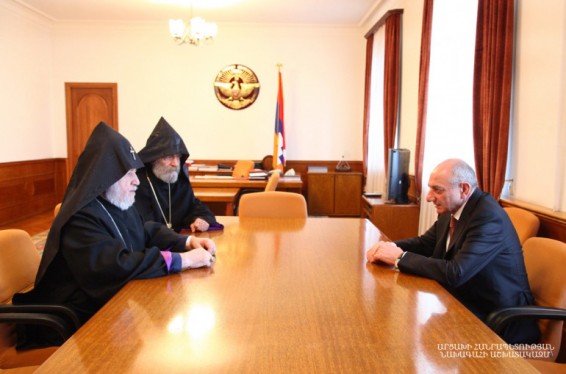 Բակո Սահակյանն ընդունել է Գարեգին Բ-ին