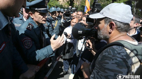 Премьер Армении: Действия полиции не должны вызывать ненависть