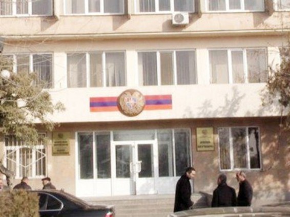 Առաջին անգամը չէ, որ Արման Դերմոյանը թերանում է, քանիցս զգուշացվել է. Արարատի մարզպետարանի պարզաբանումը