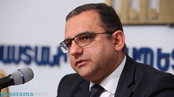 Բանակցությունների միջոցով պետք է կարողանանք հիմնավորել՝ ավտոմեքենաների մաքսատուրքերն ինչու չպետք է բարձրացվեն. նախարար
