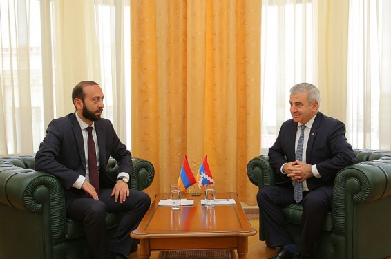 Արցախի ԱԺ նախագահն ընդունել է Արարատ Միրզոյանին