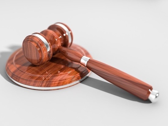 Суд в Киеве признал Зеленского виновным в незаконной агитации