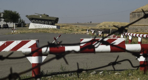 Существование российской базы в Гюмри не ставится под сомнение - МИД Армении