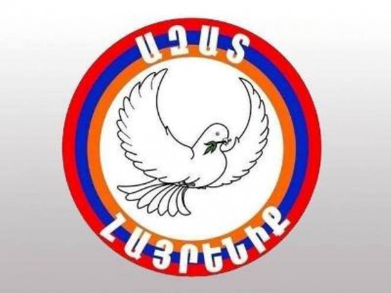 «Իրականության հետ որեւէ աղերս չունի» . «Ազատ հայրենիքը»՝ «Սամվել Բաբայանի գրասենյակ»-ի տարածած հայտարարության մասին