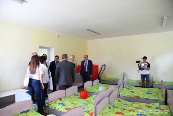 ԱՀ Նախագահը Մարտունիում մասնակցել է մանկապարտեզի, մարզասրահի եւ մարզադաշտի բացման արարողություններին