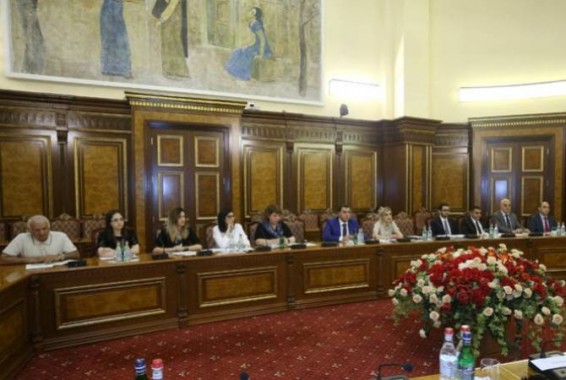 Կառավարությունում կայացել է ՀՀ-ում մարդկանց թրաֆիքինգի և շահագործման դեմ պայքարի հարցերով խորհրդի նիստը