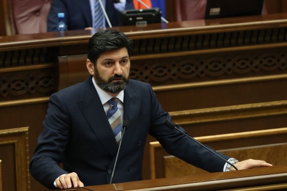 Ուշագրավ քվեարկություն. Ինչո՞ւ «Իմ քայլ»-ականները Վահե Գրիգորյանին շատ հարցեր չուղղեցին. ամեն ինչ կանխորոշվա՞ծ էր. «Ժողովուրդ»