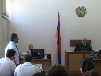 ՊԵԿ–ի գրության հարցով սպասում են Մանվել Գրիգորյանի դիրքորոշմանը. դատական նիստն ընդմիջվեց