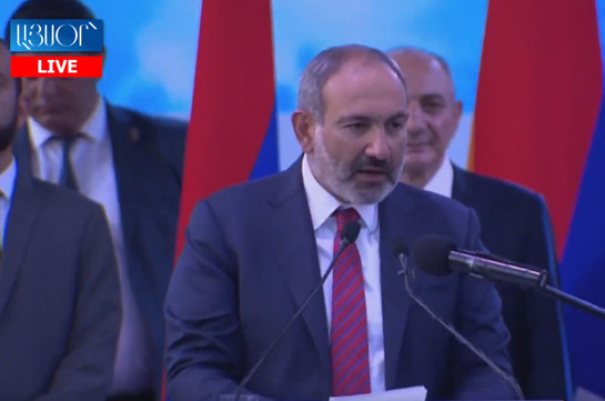 Video.  «Ազատություն Ռոբերտ Քոչարյանին … » կոչերի ներքո Փաշինյանը սկսեց արտասանել