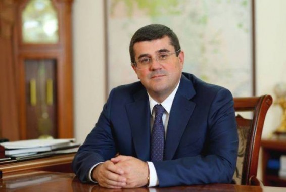 Արայիկ Հարությունյանն Արցախի քաղաքական ուժերին կոչ արեց տարաձայնությունները լուծել սեղանի շուրջ