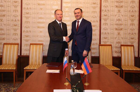 Պատրուշևը ժամանում է Հայաստան