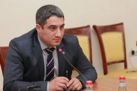 «Պատժիչ» գործողություններ և «սև ցուցակ». Ինչու է Էդգար Առաքելյանը իրականում հրաժարվել մանդատից. «Հրապարակ»
