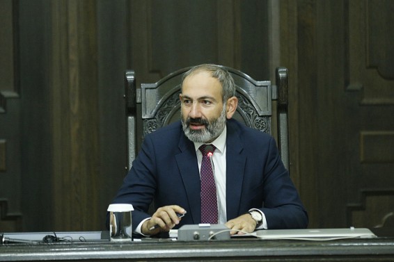 Ուղիղ. Կառավարության նիստի օրակարգում 33 հարց է, որից 2-ը՝ գաղտնի