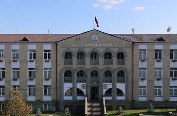 «Արարատ-Գոհար» հանդիսությունների սրահի բակում ամուսինը ծեծի է ենթարկել կնոջը