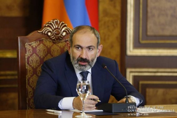 Նիկոլ Փաշինյանը մասնակցում է «Իմ քայլը» խմբակցության նիստին