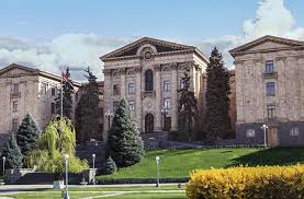 ԱԺ-ն շարունակում է հերթական քառօրյան.ուղիղ