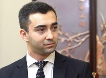 Հերմինե Նաղդալյանի որդին ազատվել է պաշտոնից