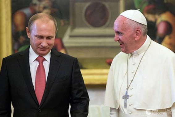 Папа Римский направил приветствие Путину