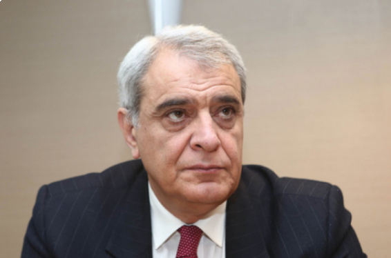 Ես վստահ եմ, որ արցախյան հարցի բանակցային սեղանին կա փաստաթուղթ, ավելին՝ այն խոստումների դիմաց տարածքային զիջումներ անելու մասին է․ Դ․ Շահնազարյան