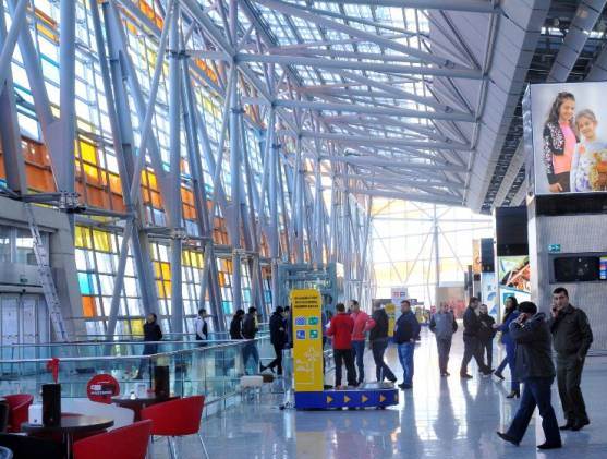 ՀՀ երկու օդանավակայաններում 2019թ. դեկտեմբերին նախորդի համեմատ ուղևորահոսքն աճել է 6 տոկոսով
