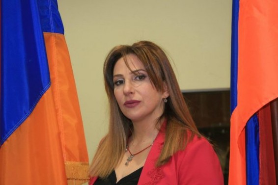 «Փաշինյանը ժամանակավոր է. ՍԴ դատավորնե՛ր, չհանձնվե՛ք». Զարուհի Փոստանջյան