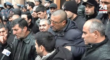 Video. Էս նշանակում ա՝ «Ա՛յ հարիֆներ, կաշկեքով մտեք գոմ, Մարությանի հետ ոնց ուզենք կպարգևատրենք