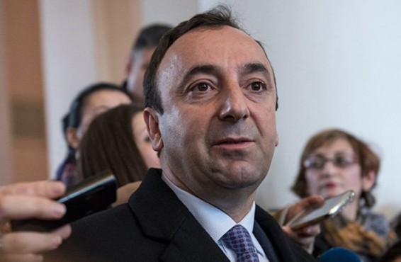 Հուսով եմ՝ Արթուր Վանեցյանը շատ ավելի բան ունի ասելու․ Հրայր Թովմասյան