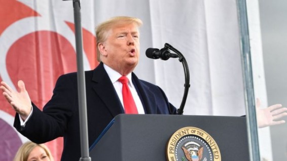 Дональд Трамп выступил на марше против абортов. Раньше президенты США туда не ходили