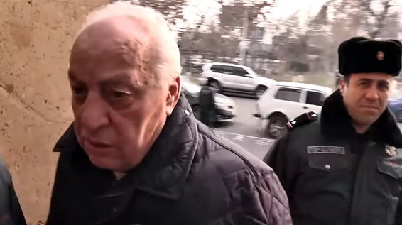 Ռազմիկ Աբրահամյանը չկալանավորվեց