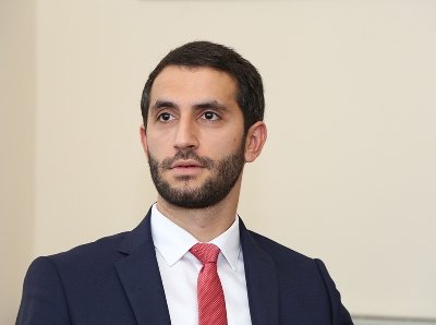 Հ. Թովմասյանի գործունեության արդյունքում առաջացած այս ճգնաժամը պիտի արագ հանգուցալուծում ստանա. Ռուբեն Ռուբինյան