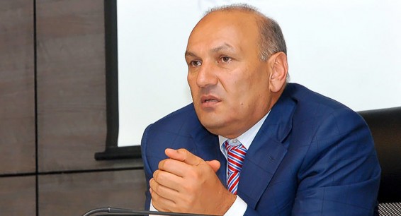 Огромный ущерб: на Гагика Хачатряна нашли новое досье, а его бывший зам сбежал