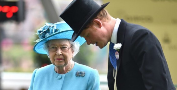 The Sun: Королева разрешила принцу Гарри в любой момент вернуться в семью