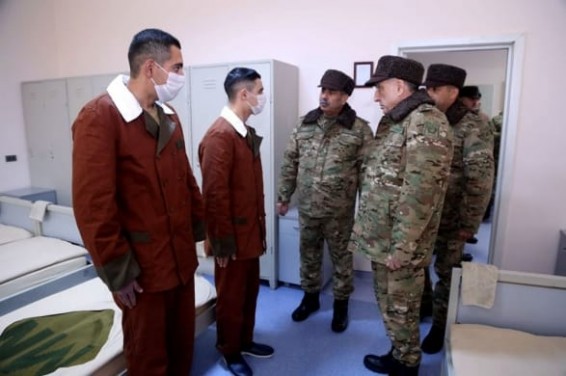 Участились случаи самовольного оставления военнослужащими мест расположения воинских частей в армии Азербайджана