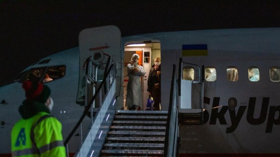 Посол: Чартерным рейсом из Украины в Армению прибудут свыше 60 пассажиров