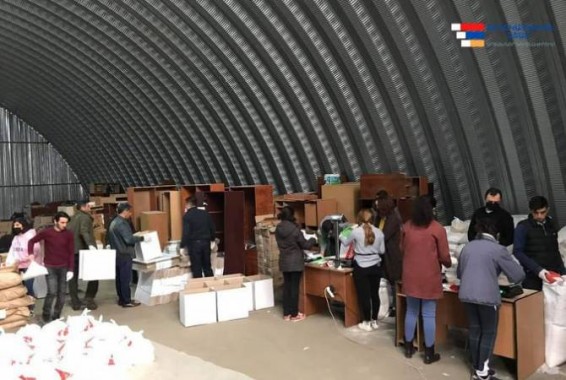 В Арцахе одиноким гражданам предоставляются продукты питания