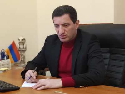 Կներեք, իսկ ո՞վ է պետական պաշտոնյային թույլ տվել նվիրյալ չլինել՝ անկախ վարձատրության չափից. Գեւորգ Պետրոսյան