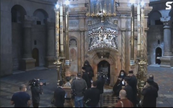 LIVE: Зажжение Благодатного огня