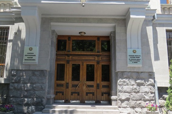Դատախազներից մեկի մոտ կորոնավիրուս է հայտնաբերվել․ նա մեկուսացված է․ «Հետք»