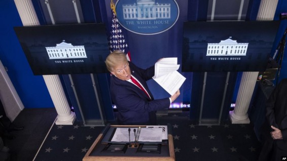 Трамп хочет использовать обвал цен для пополнения Стратегического нефтяного резерва