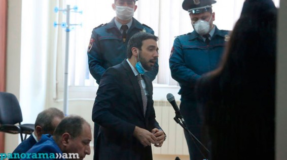 Адвокат: Избранная в отношении Роберта Кочаряна мера пресечения в виде ареста должна быть немедленно отменена