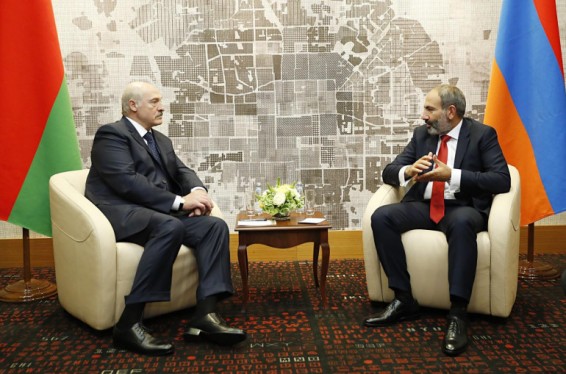 ՀՀ վարչապետը հեռախոսազրույց է ունեցել Բելառուսի նախագահի հետ․ զրուցակիցները մտքեր են փոխանակել համավարակի և այդ ուղղությամբ պայքարի միջոցառումների վերաբերյալ