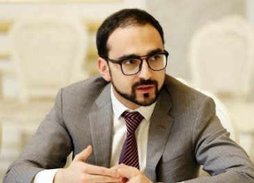 Հանրային բոլոր բաց տարածքներում դիմակներ կրելն այսուհետ լինելու է պարտադիր. Ավինյան