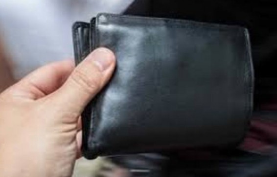 Թիվ 47 ավտոբուսում «թռցրել է» 56-ամյա կնոջ դրամապանակը. Երկու օր անց գողությունը բացահայտվել է