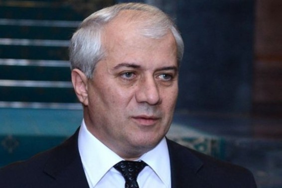 Մահացել է Մատենադարանի տնօրեն Հրաչյա Թամրազյանը