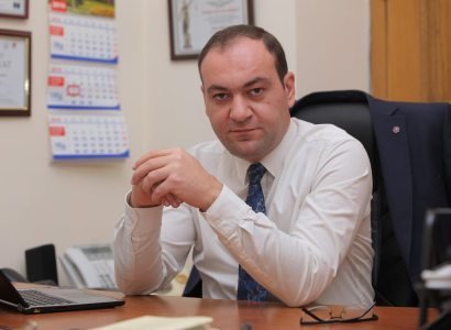 ԱԱԾ-ի նոր 29-ամյա տնօրենի ստացած առաջին ապտակը. Արսեն Բաբայան