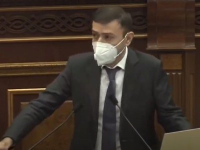 Соратник Никола Пашиняна попытался убедить граждан в пользе повышения налога на недвижимость