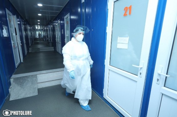 От COVID-19 в Армении накануне скончалось 7 пациентов, выздоровел 181. Минздрав представил детали